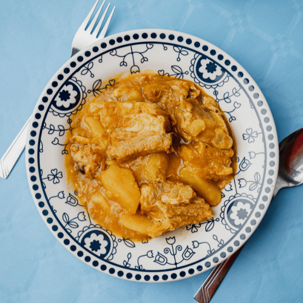 Papas Guisadas con Costilla de Cerdo
